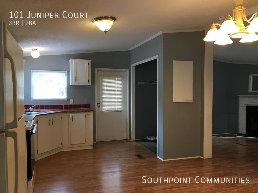 101 Juniper Ct - Photo 3 of 12