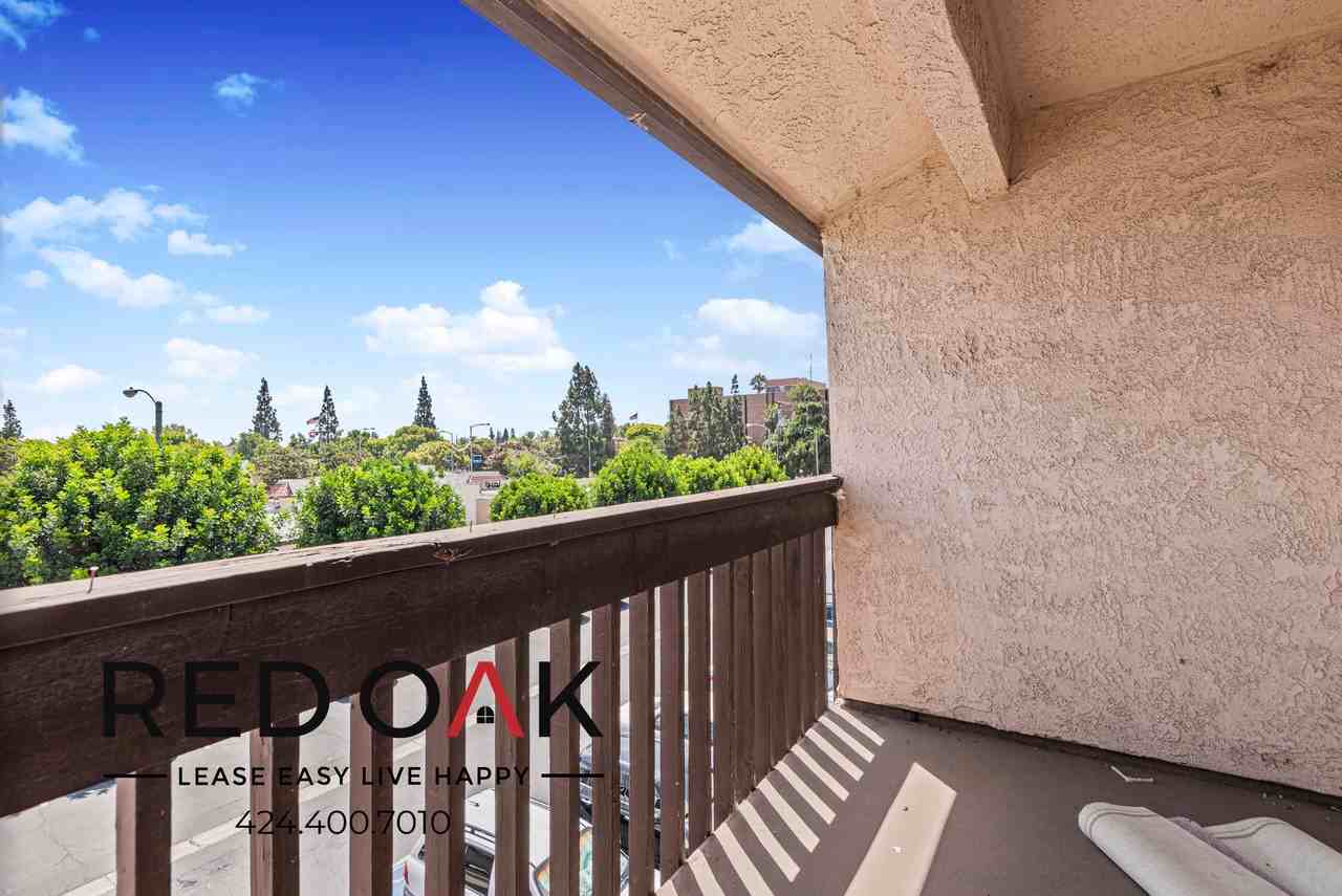 16200 1/4 Vermont Ave #A220 - Photo 3 of 14