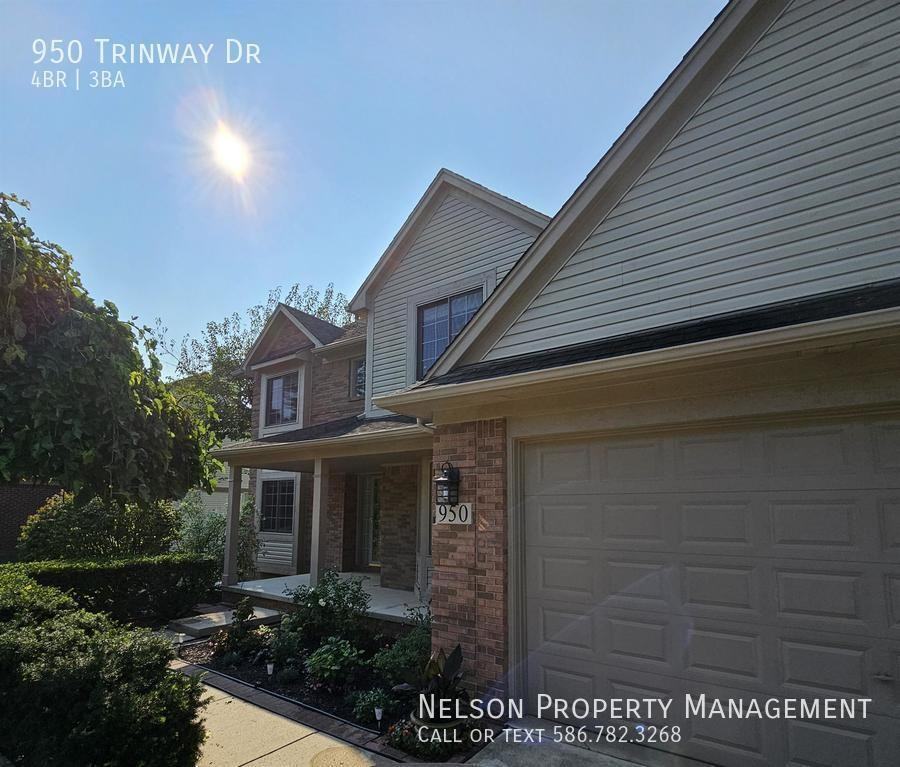 950 Trinway Dr - Photo 2 of 36