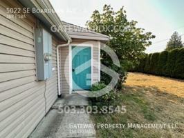 featured image of 5022 Southeast Boardman Avenue #B