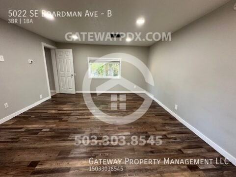 5022 Southeast Boardman Avenue #B - Photo 7 of 25