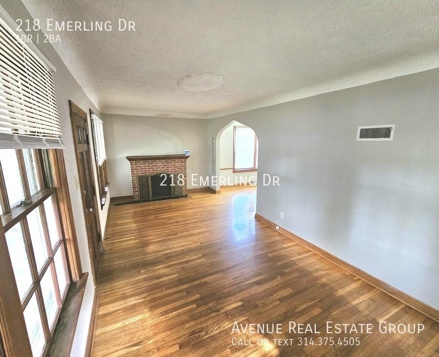 218 Emerling Dr - Photo 2 of 16