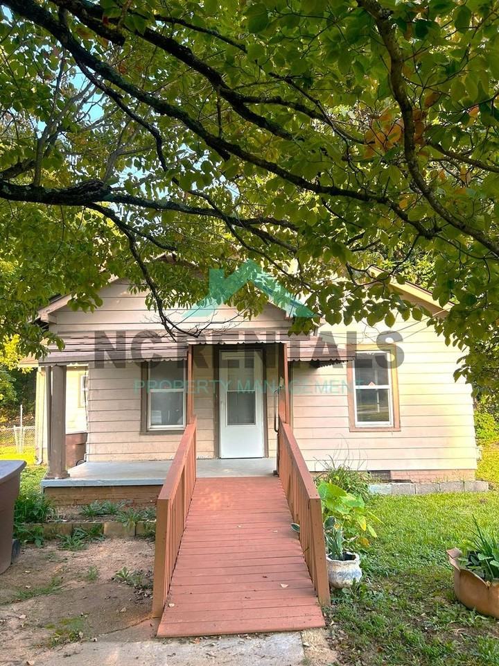 610 Franklin Blvd - Photo 2 of 20