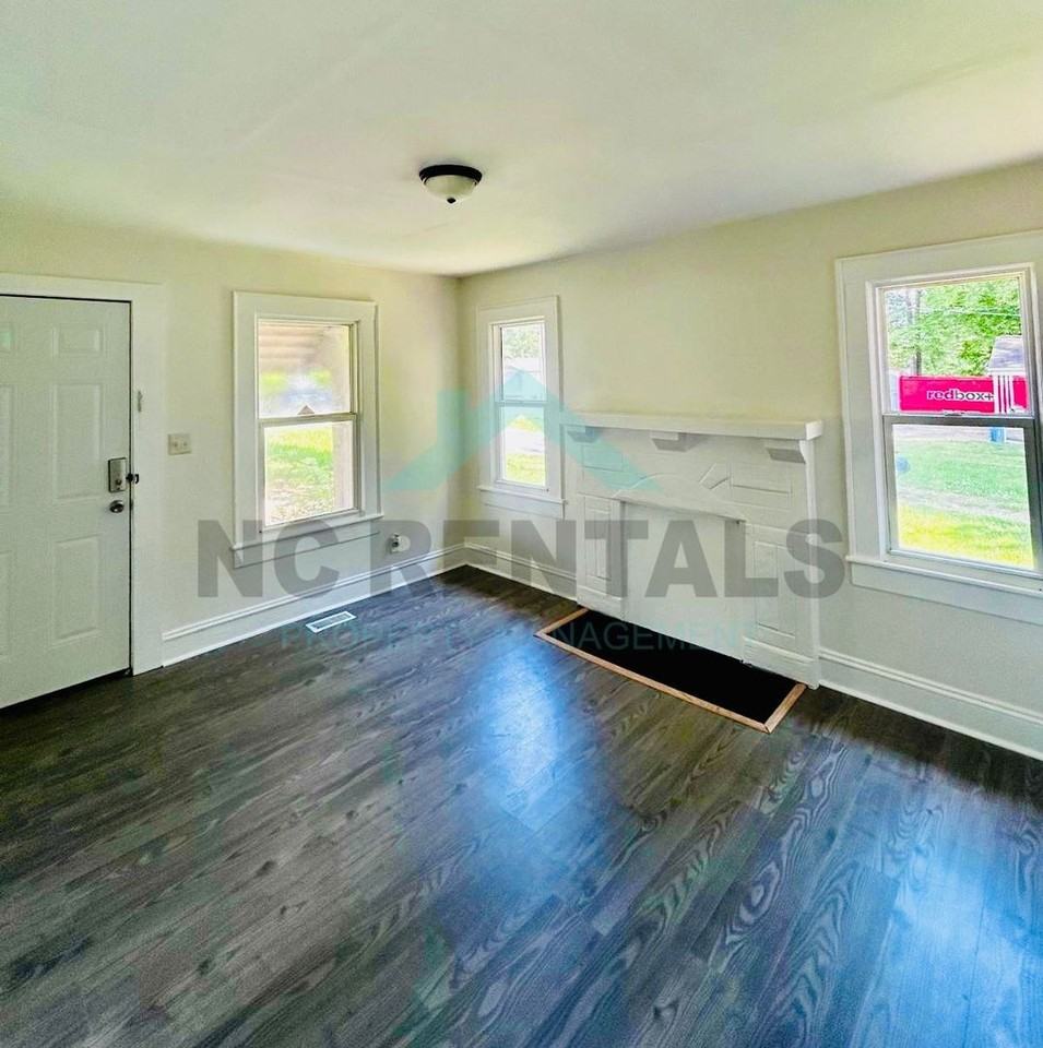 610 Franklin Blvd - Photo 3 of 20