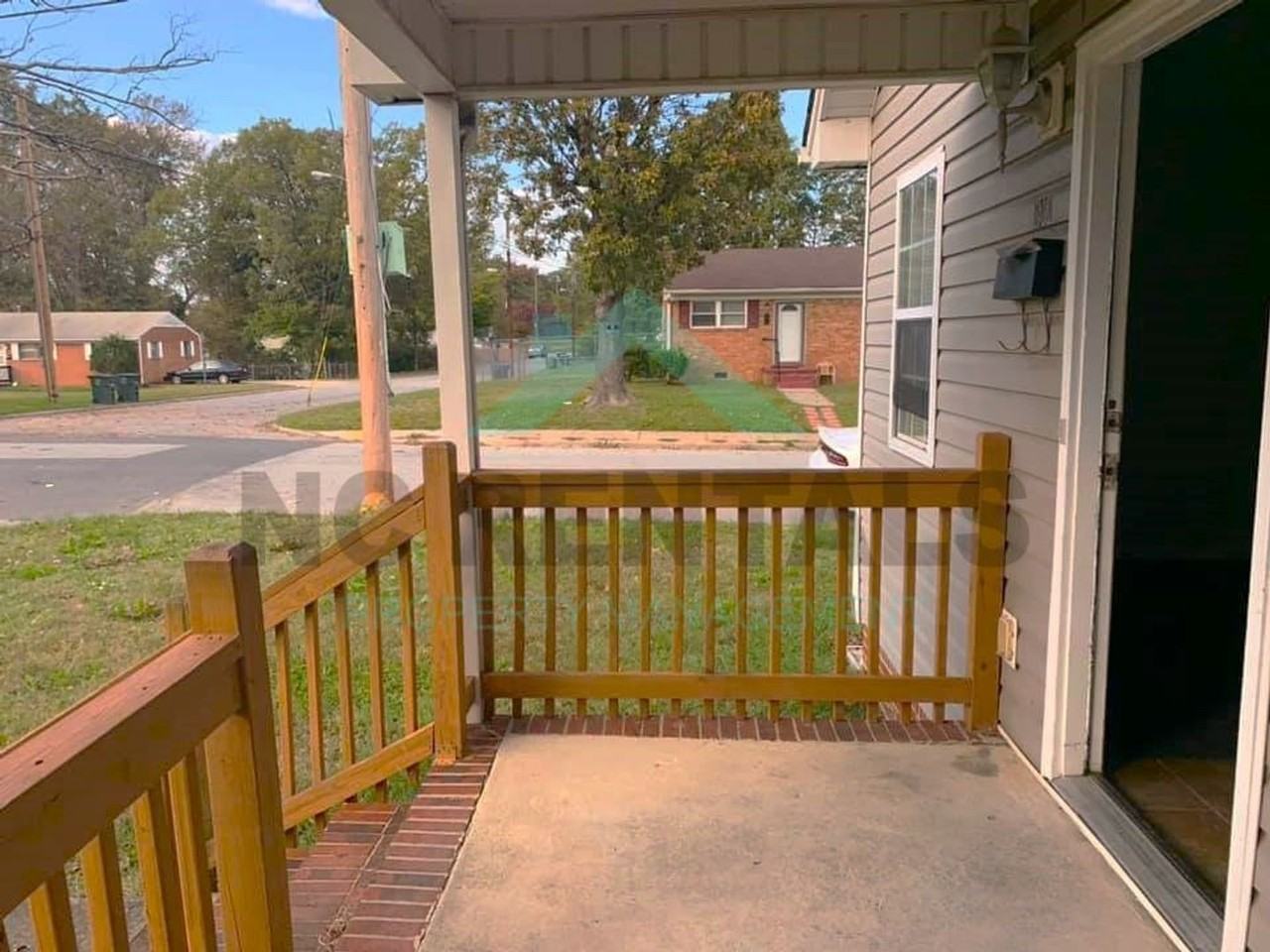 801 Sevier St - Photo 3 of 25