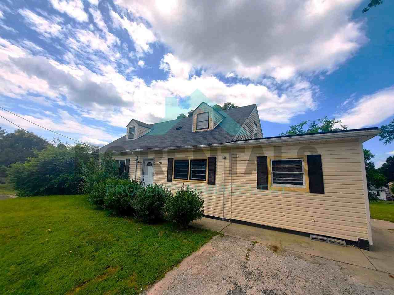 806 Lowdermilk St - Photo 2 of 13