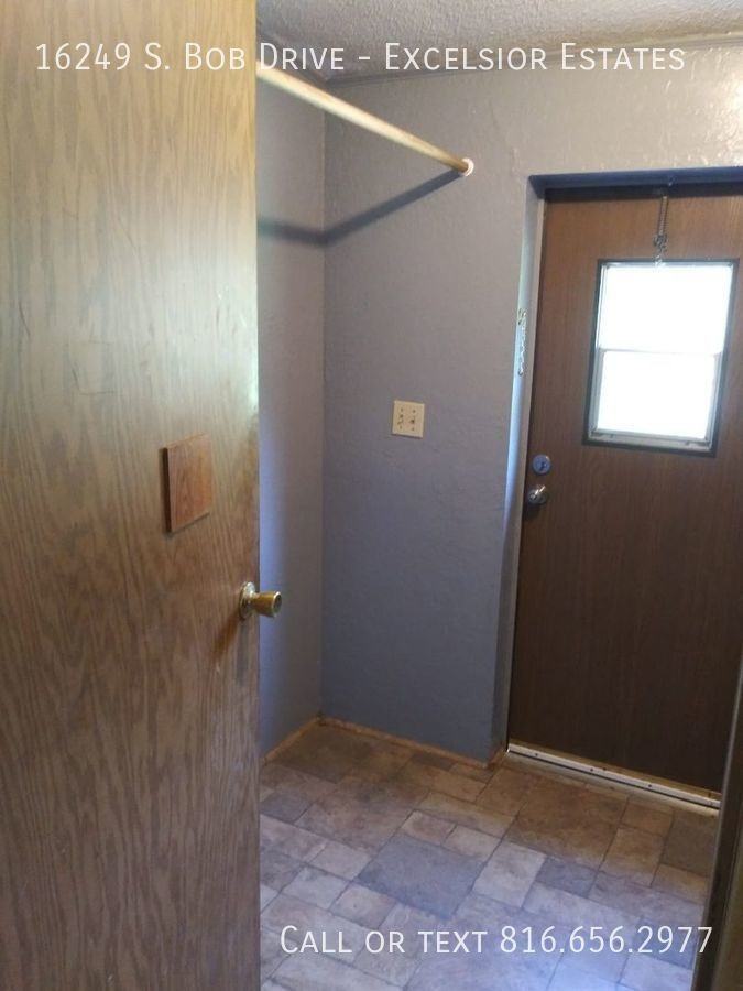 16249 Bob Dr - Photo 2 of 26