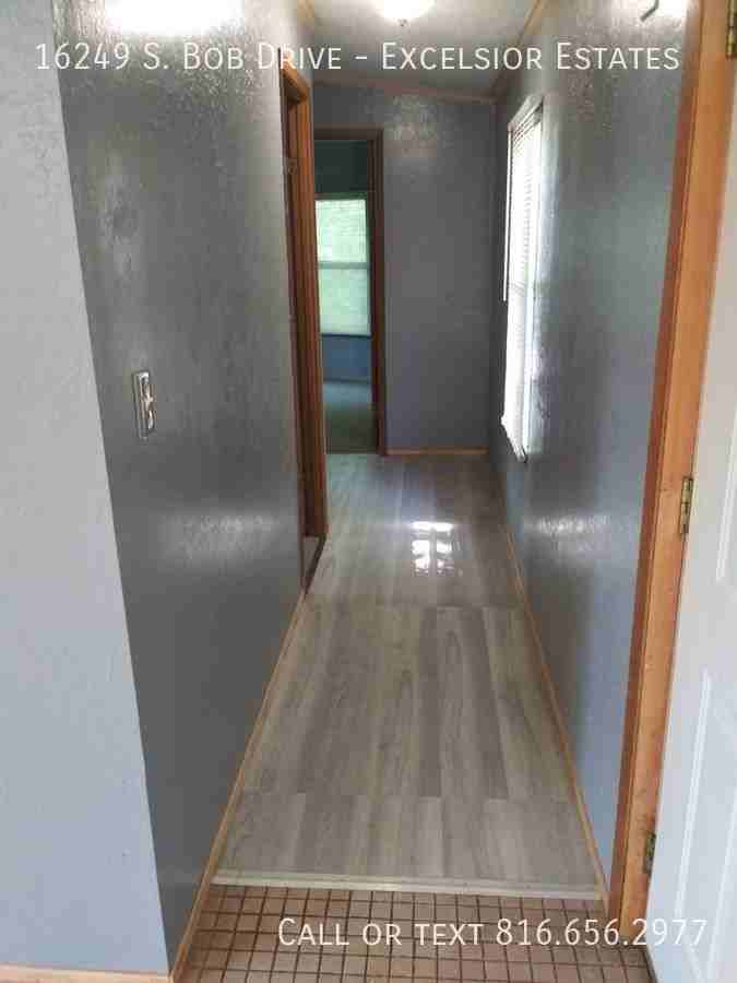 16249 Bob Dr - Photo 3 of 26