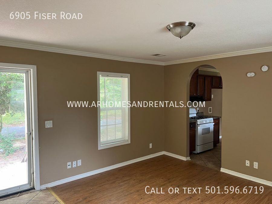 6905 Fiser Rd - Photo 2 of 32