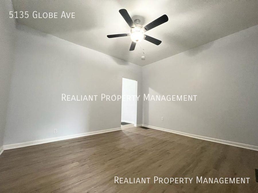 5135 Globe Ave - Photo 7 of 16