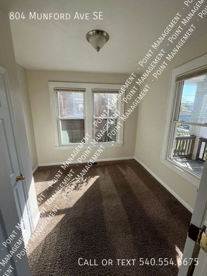 804 Munford Ave Se - Photo 3 of 13