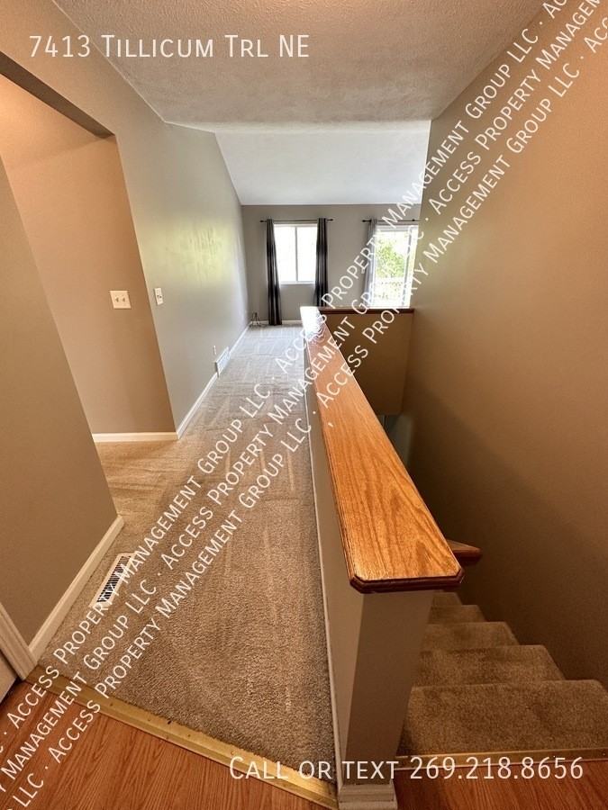 7413 Tillicum Trl Ne - Photo 3 of 42