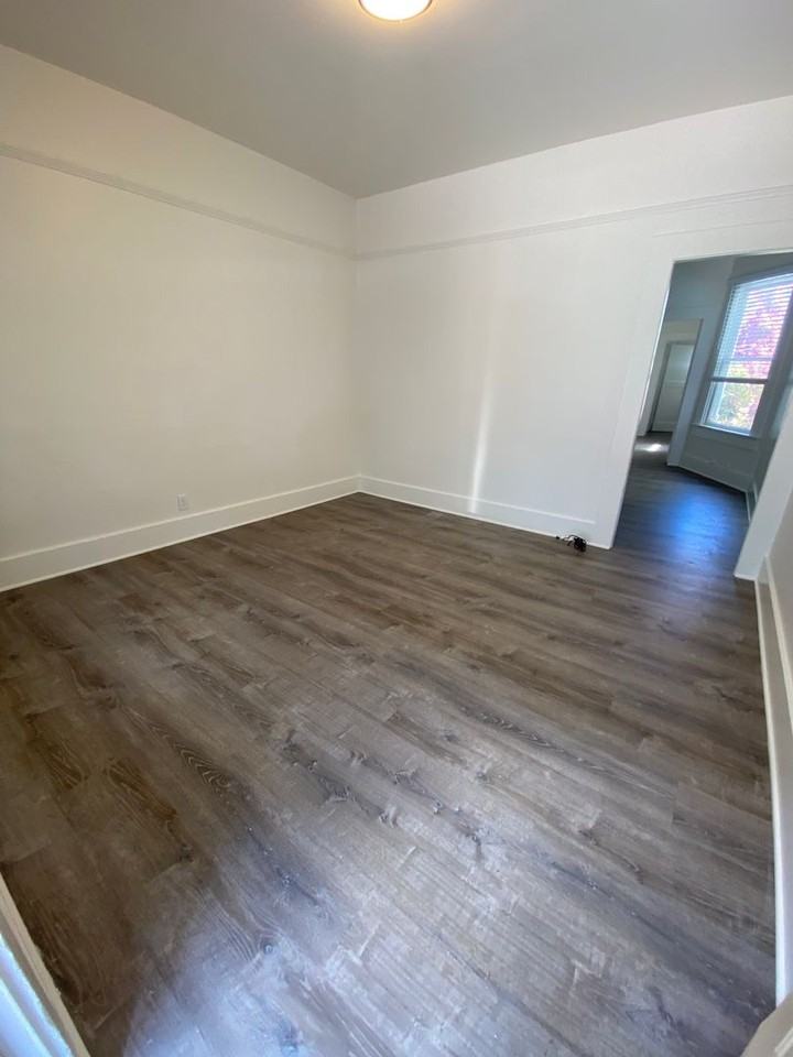 1309 Stevenson St - Photo 3 of 9
