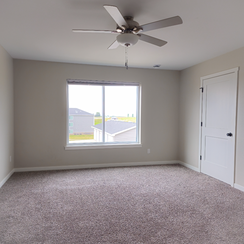 7069 Crosvik Ct #10 - Photo 7 of 17