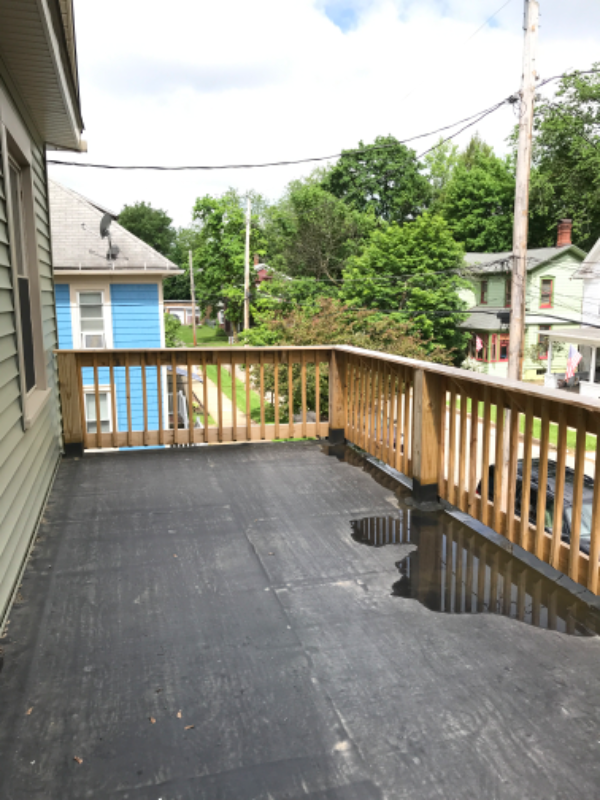 1335 Franklin Ave #2 - Photo 3 of 13