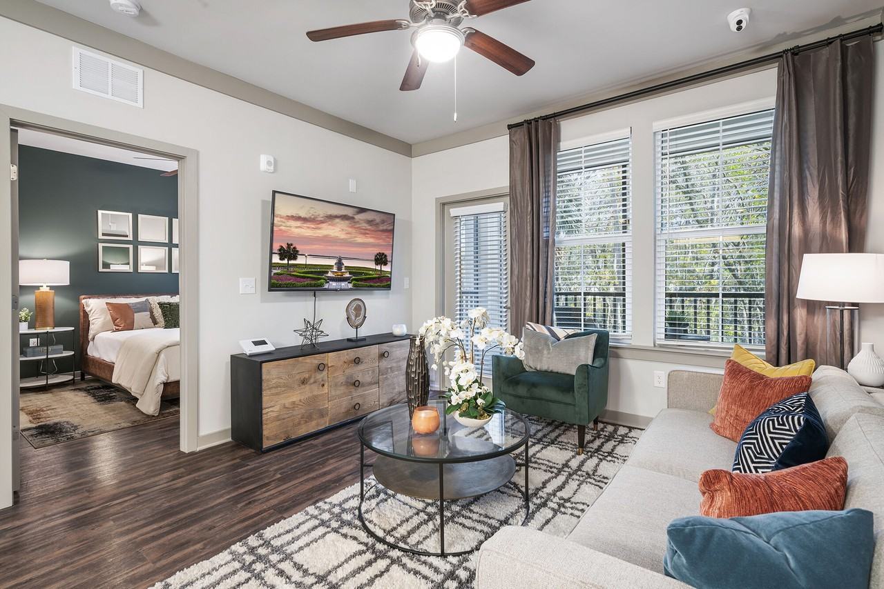 Grande Oaks Parc - Photo 2 of 50