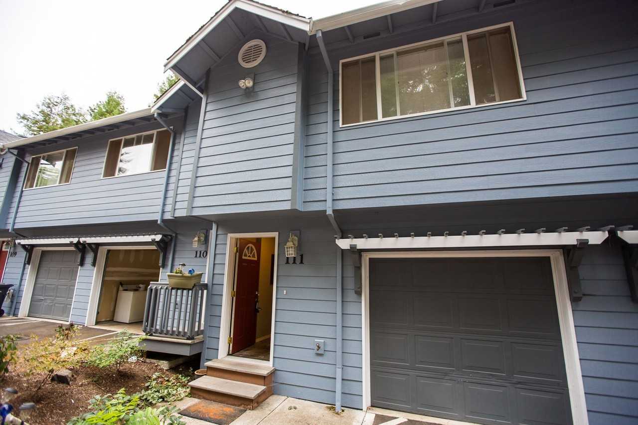 REDWOOD HILLS CONDOS - Photo 6 of 9