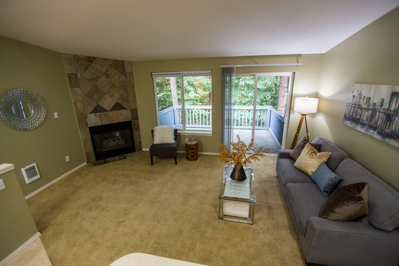 REDWOOD HILLS CONDOS - Photo 7 of 9