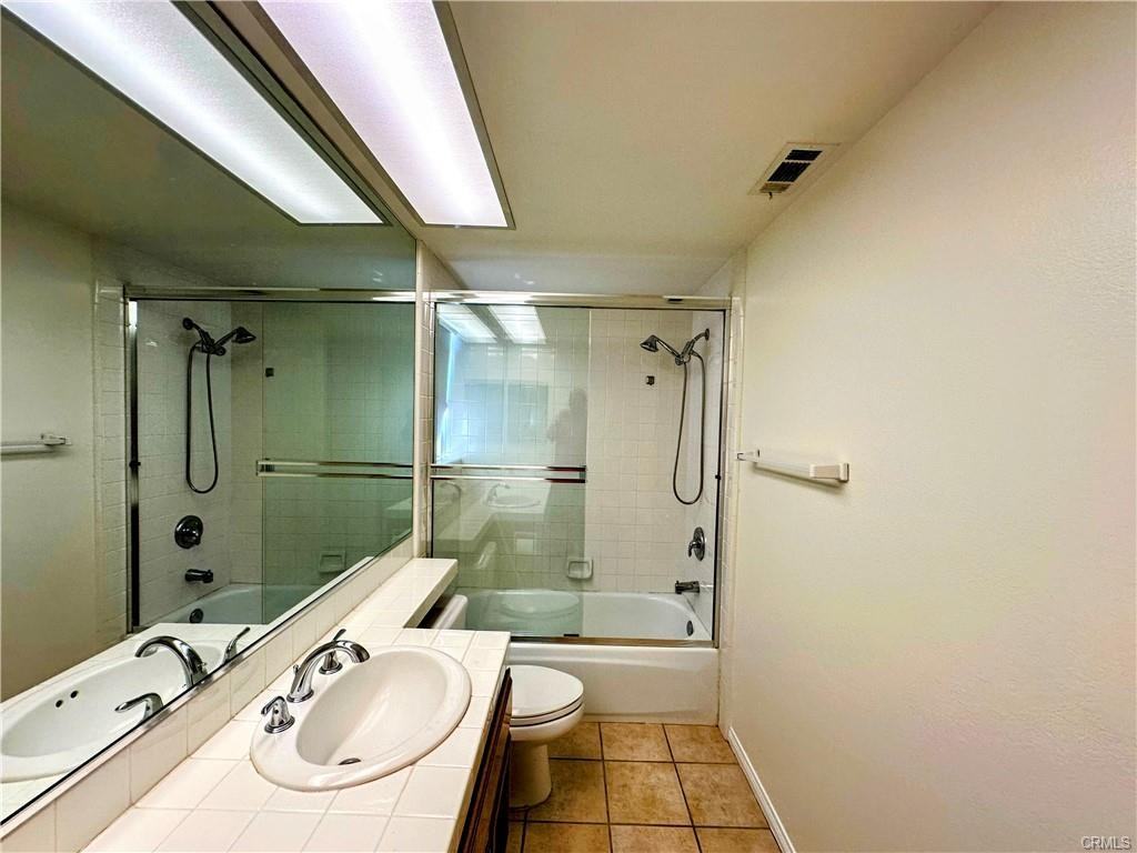 26121 San Marino Ct - Photo 3 of 8