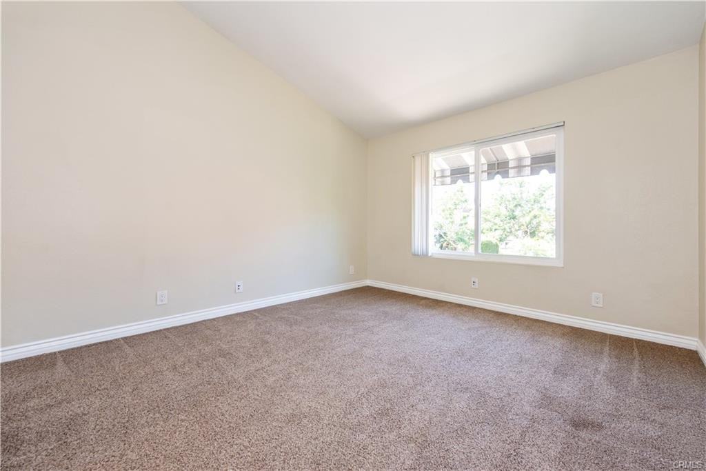 377 Stanford Ct #8 - Photo 2 of 8