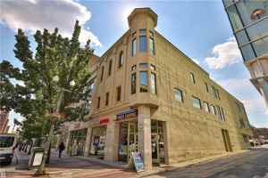 featured image of 818 W Hamilton St