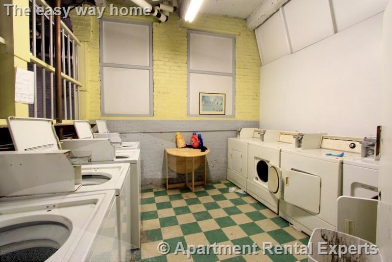 31 Park Dr #18 - Photo 2 of 9