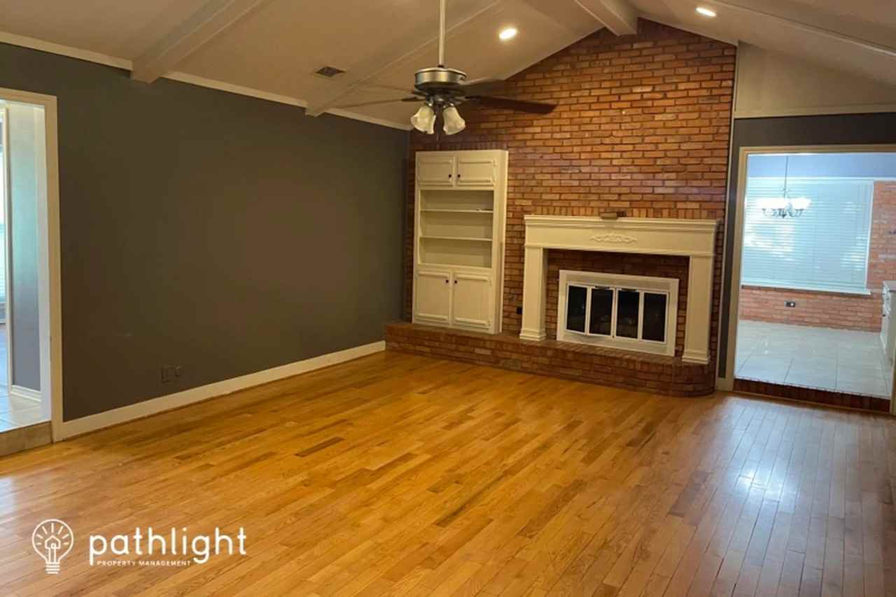 2309 Perryland Dr - Photo 2 of 15