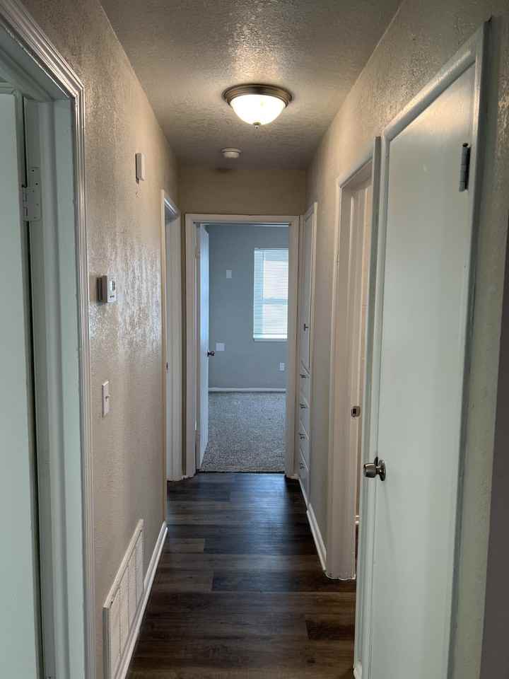 9400 Ne 11th St - Photo 6 of 11