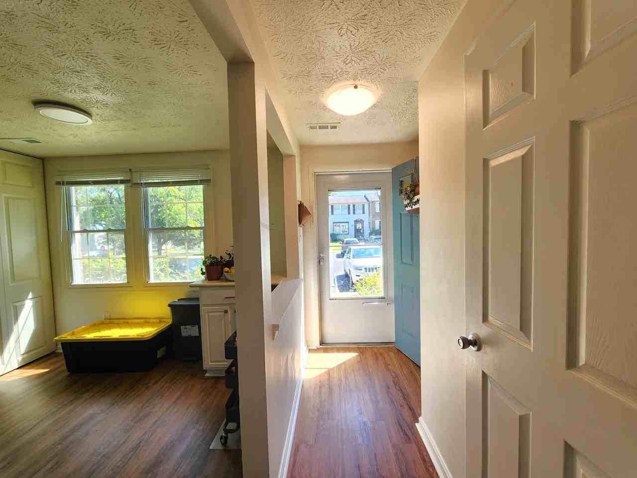 1203 Elm Grove Cir - Photo 3 of 22