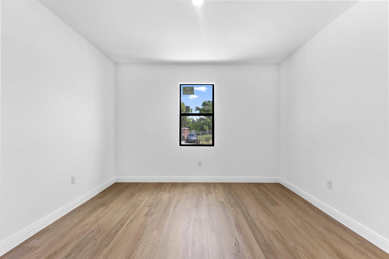 1135 Harvest Ave #A - Photo 7 of 11