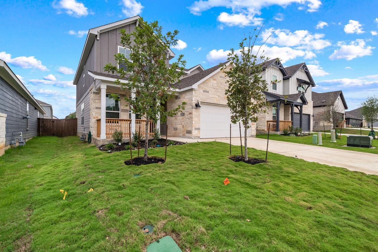 168 Acorn Cir - Photo 3 of 32