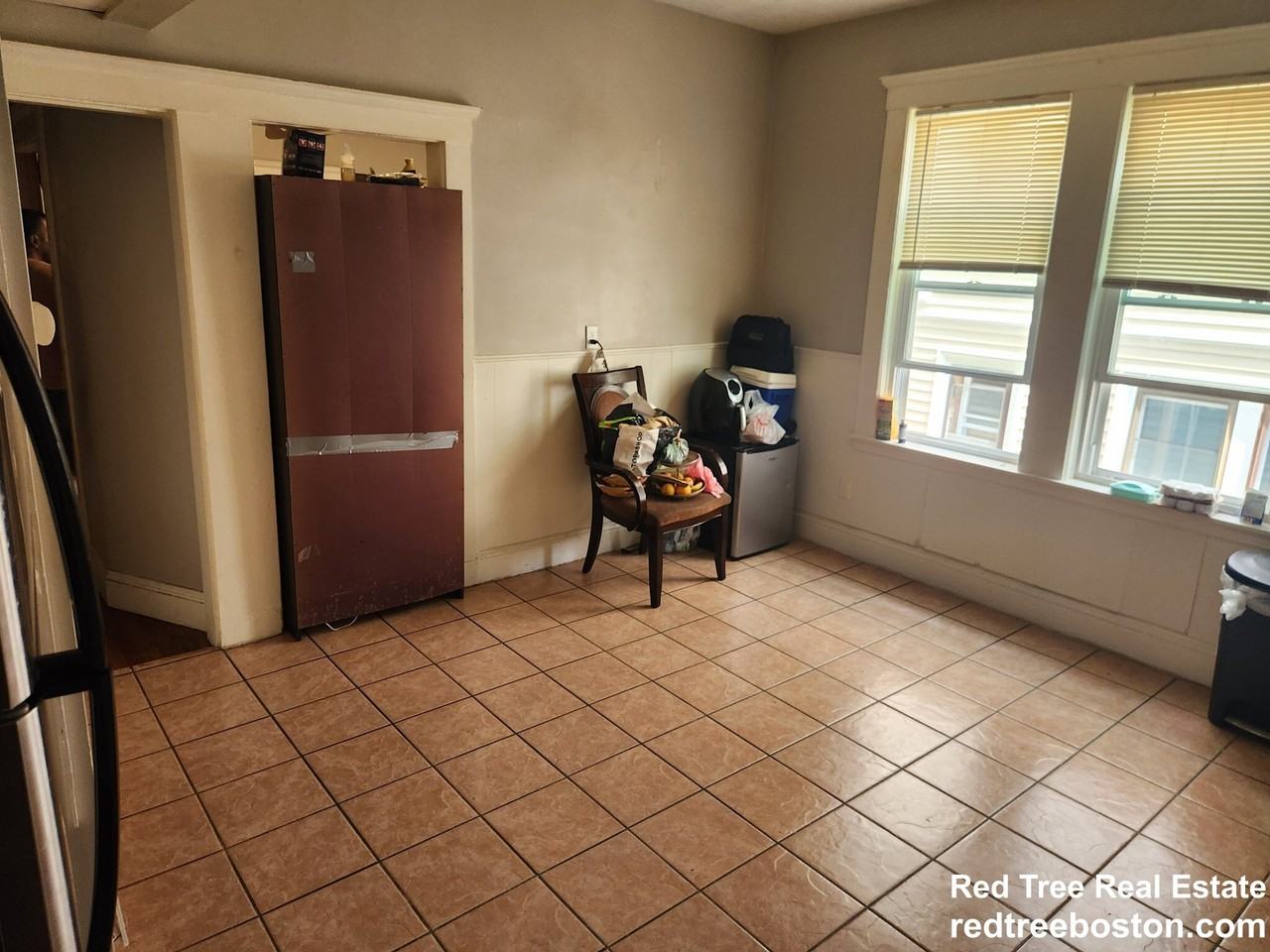 43 Sumner St #1 - Photo 2 of 8