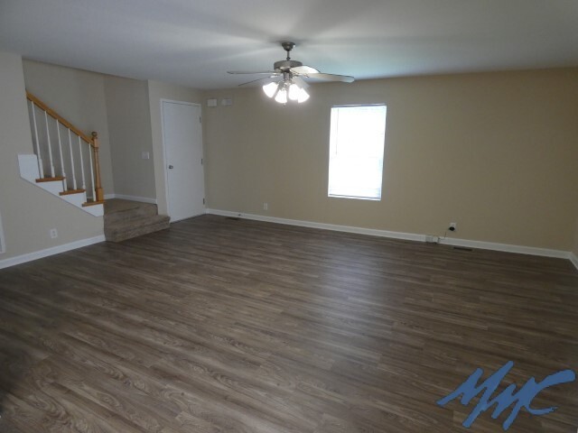 318 E Bell St #A - Photo 5 of 25