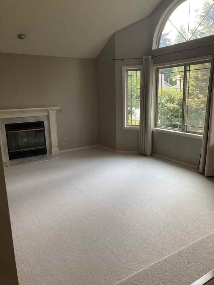 1226 139th Place Southeast - Photo 2 of 16