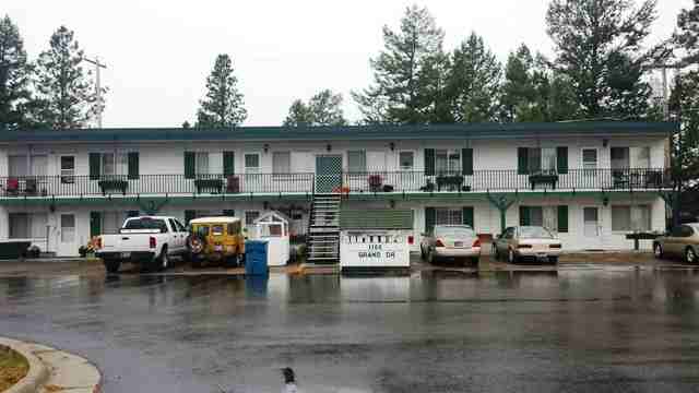 1100 Grand Ave - Photo 2 of 10