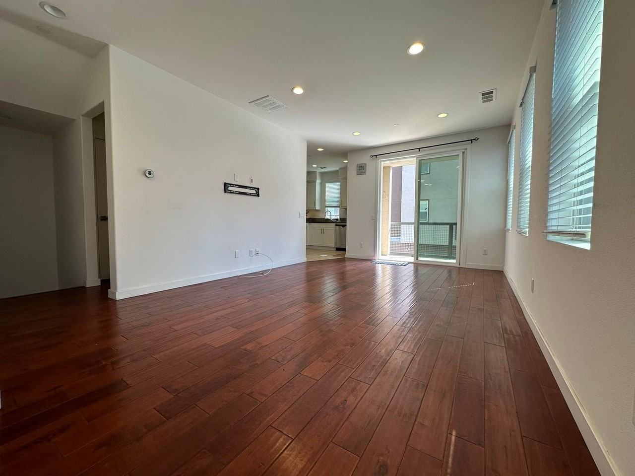 11387 Meeker Ave #F - Photo 2 of 16