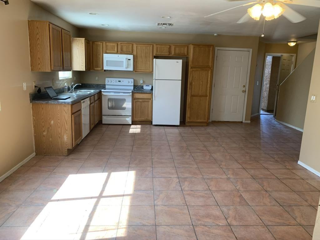 2511 E Pueblo Ave - Photo 5 of 8