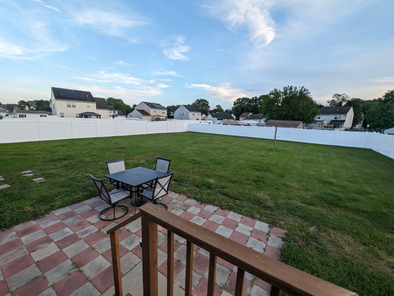 45 Anchor Ln - Photo 2 of 27