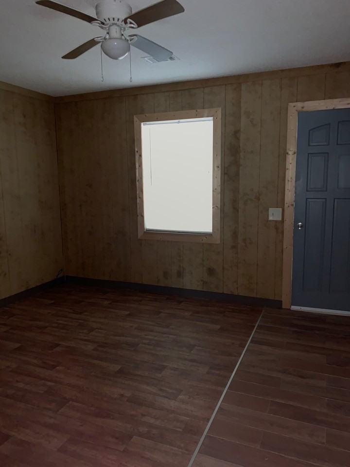 257 Arnall Dr - Photo 2 of 11