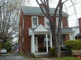 featured image of 1305 Gordon Ave