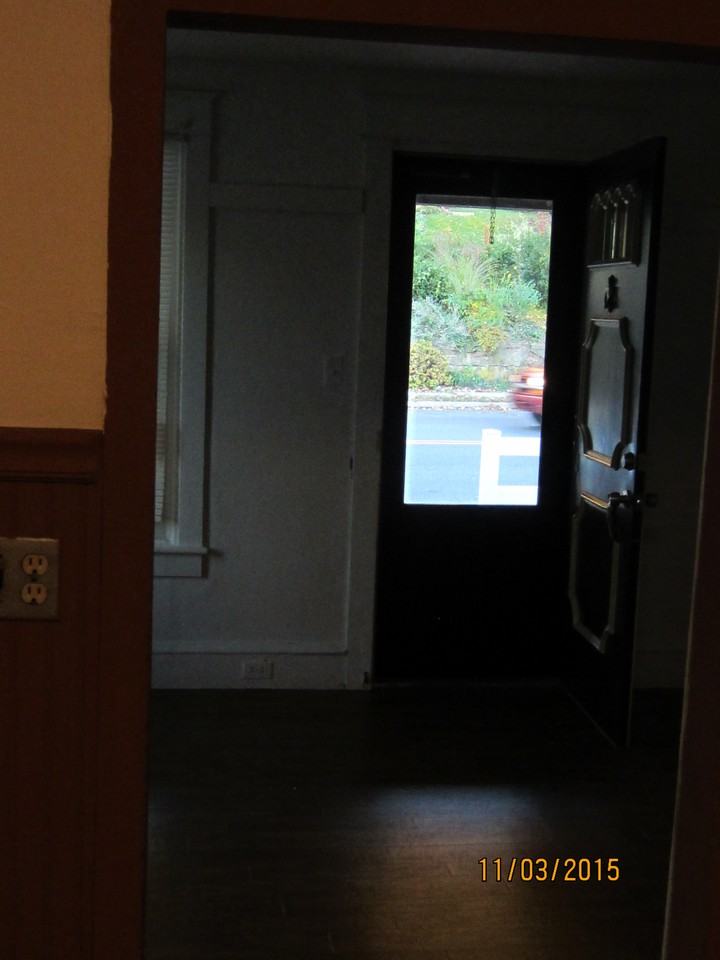 555 E Main St - Photo 3 of 22