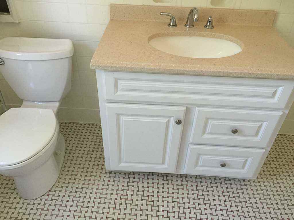 2365 Meadowwood Dr - Photo 3 of 13