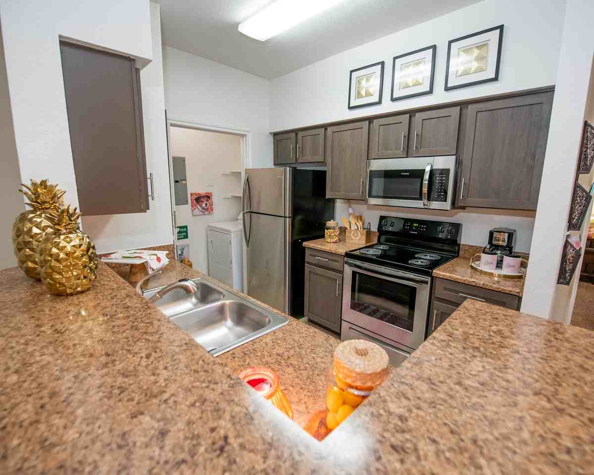 Arbors of Pleasant Valley Apts - Photo 5 of 18