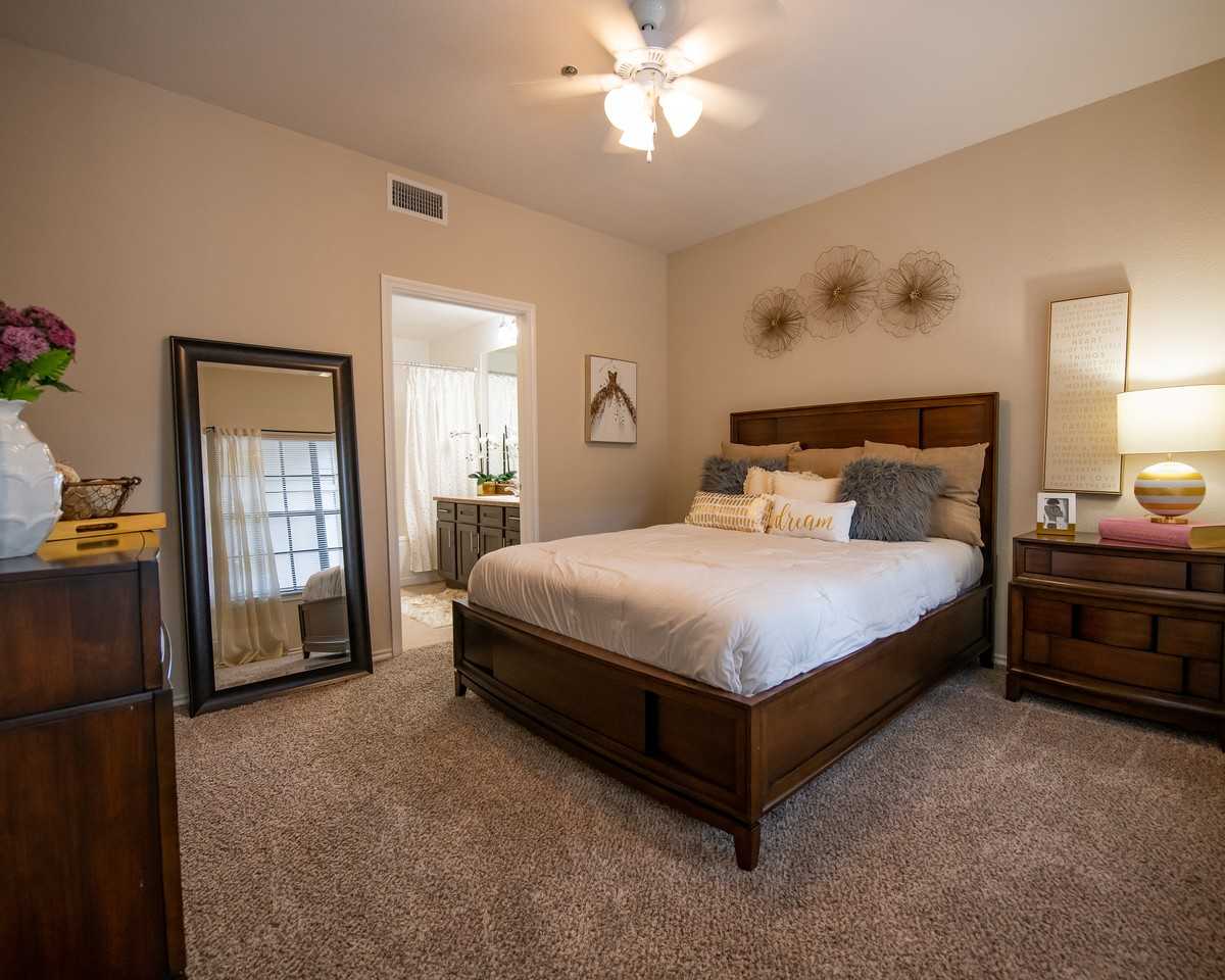 Arbors of Pleasant Valley Apts - Photo 7 of 18