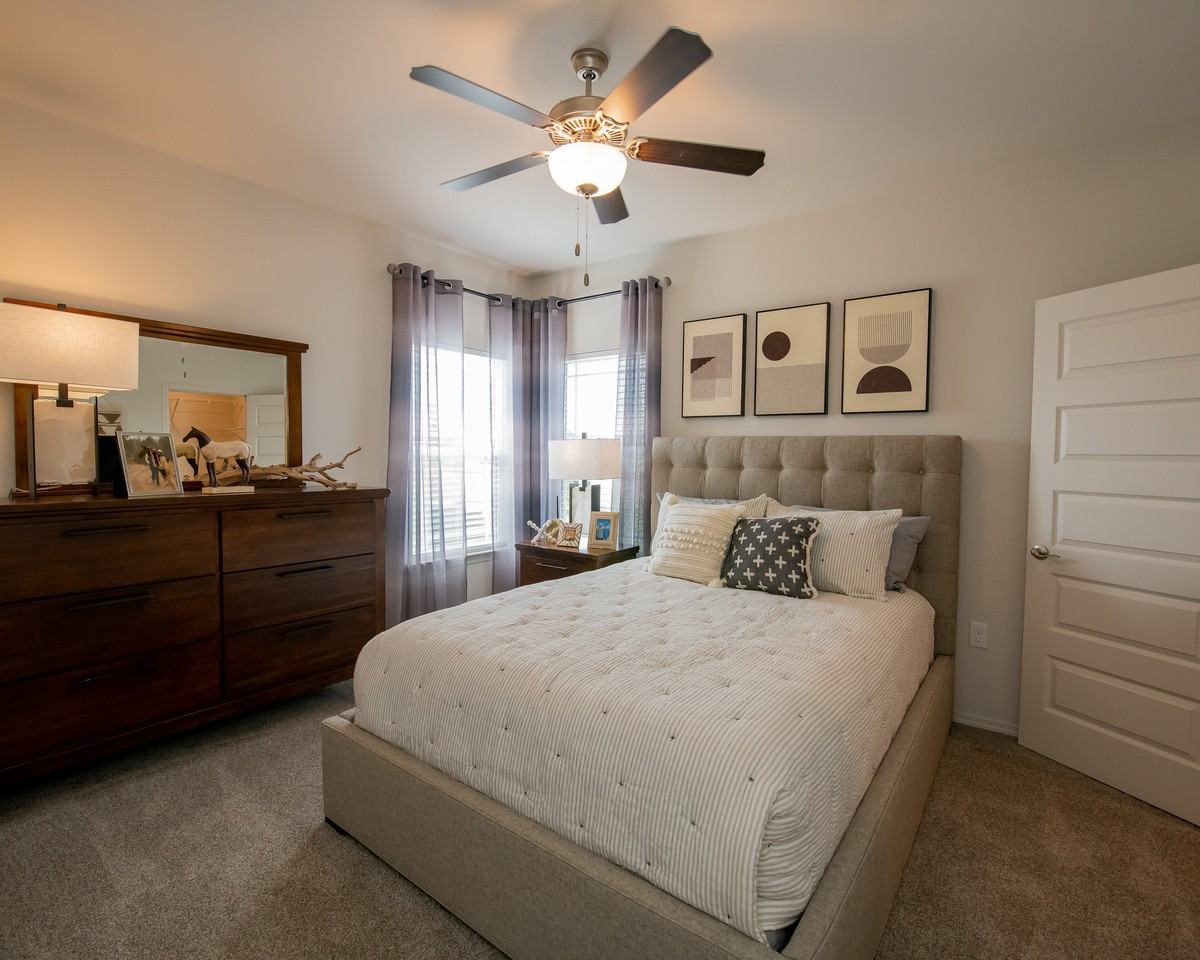 Artisan Crossing - Photo 5 of 23