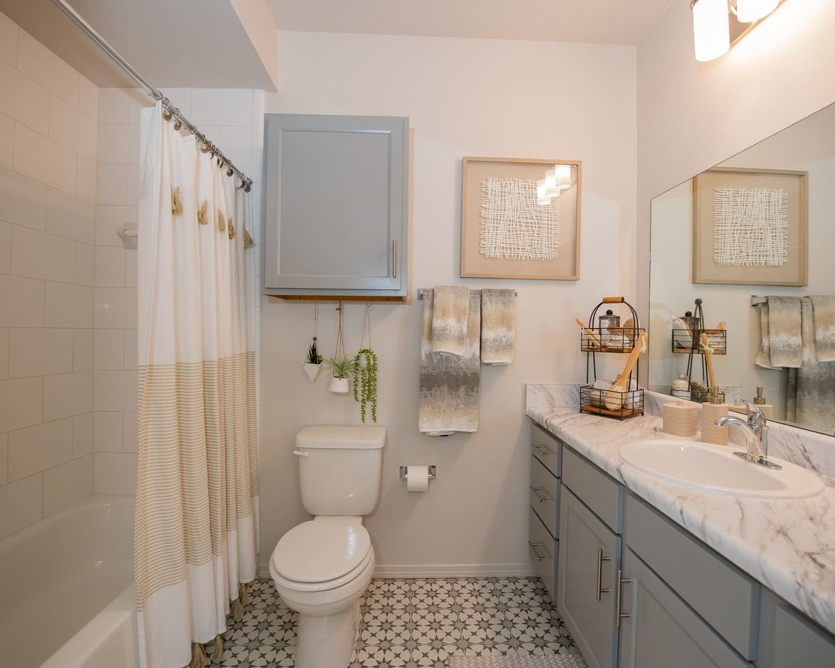 Artisan Crossing - Photo 6 of 23