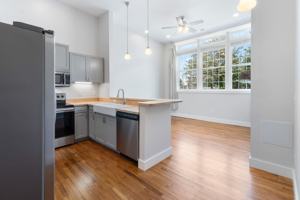 featured image of 756 Bailey St