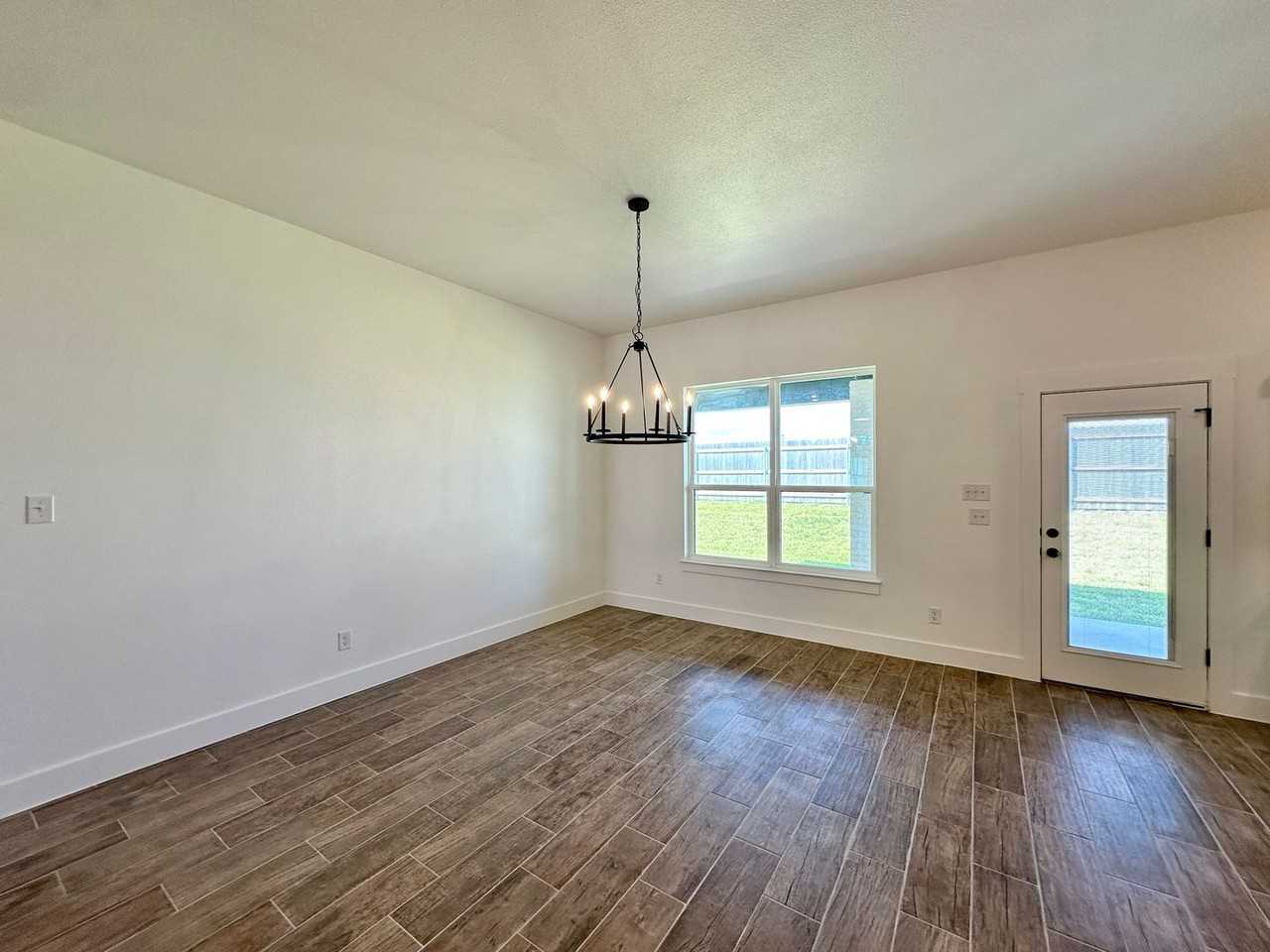 8407 James Herring Way - Photo 7 of 44