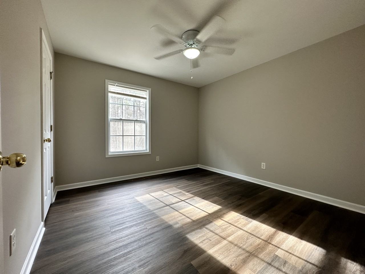 209 Sewell Rd #NA - Photo 6 of 10