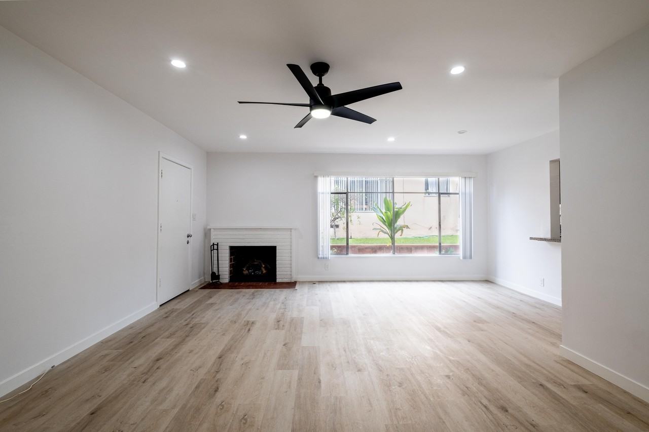 608 Illinois Ct #3 - Photo 5 of 30